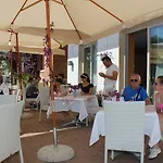 Belmare Hotel