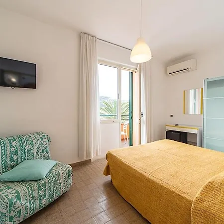 Belmare 阿祖罗港